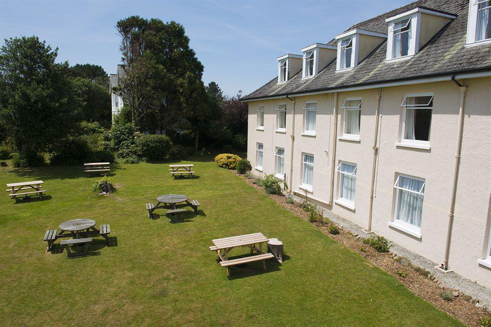 Cliff Head Hotel Карлион Бей Екстериор снимка